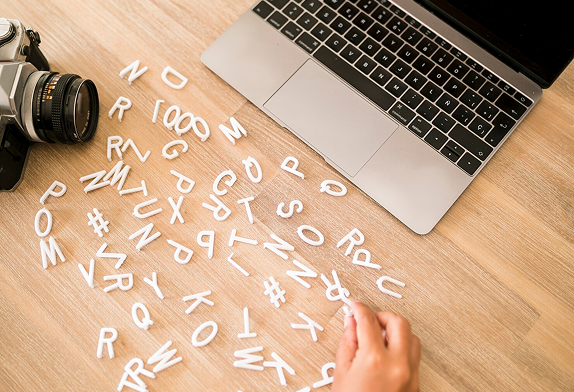 fredtrad muchas piezas con letras